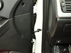 2014款 2.0L 手动 两驱 舒适导航版 5座