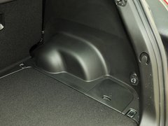 2014款 2.0L 手动 两驱 舒适导航版 5座