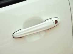 2014款 2.0L 手动 两驱 舒适导航版 5座