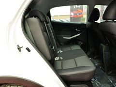 2014款 2.0L 手动 两驱 舒适导航版 5座