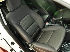 2014款 2.0L 手动 两驱 舒适导航版 5座