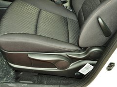 2014款 2.0L 手动 两驱 舒适导航版 5座