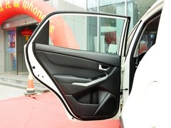 2014款 2.0L 手动 两驱 舒适导航版 5座