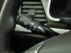 2014款 2.0L 手动 两驱 舒适导航版 5座