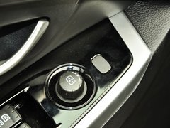 2014款 2.0L 手动 两驱 舒适导航版 5座