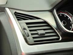 2014款 2.0L 手动 两驱 舒适导航版 5座