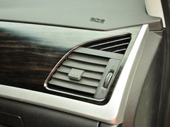 2014款 2.0L 手动 两驱 舒适导航版 5座