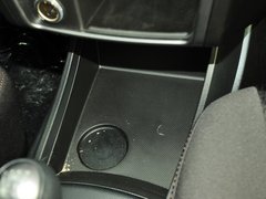 2014款 2.0L 手动 两驱 舒适导航版 5座