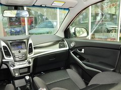 2014款 2.0L 手动 两驱 舒适导航版 5座