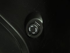 2014款 2.0L 手动 两驱 舒适导航版 5座