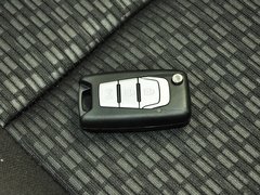2014款 2.0L 手动 两驱 舒适导航版 5座