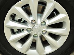 2014款 2.0L 手动 两驱 舒适导航版 5座
