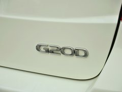 2014款 2.0L 手动 两驱 舒适导航版 5座