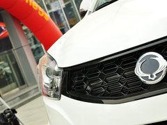 2014款 2.0L 手动 两驱 舒适导航版 5座