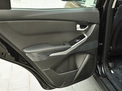 2014款 2.0L 自动 两驱精英导航版 5座