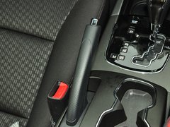 2014款 2.0L 自动 两驱精英导航版 5座