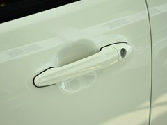 2014款 2.0L 自动 两驱豪华导航版 5座