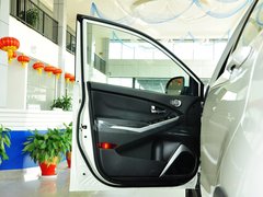 2014款 2.0L 自动 两驱豪华导航版 5座