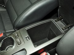2014款 2.0L 自动 两驱豪华导航版 5座
