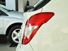 2014款 2.0L 自动 两驱豪华导航版 5座