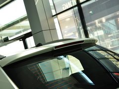 2014款 2.0L 自动 两驱豪华导航版 5座
