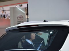 2014款 2.0L 自动 四驱豪华导航版 5座
