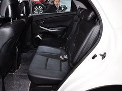 2014款 2.0L 自动 四驱豪华导航版 5座