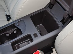 君威 2014款 2.0L 自动 精英时尚型