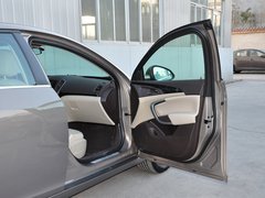 2014款 2.0L 自动 领先时尚型
