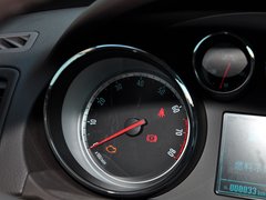 2014款 2.0L 自动 领先时尚型