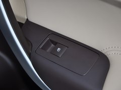 2014款 2.0L 自动 领先时尚型
