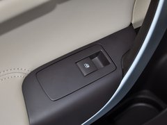 2014款 2.0L 自动 领先时尚型