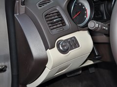 2014款 2.0L 自动 领先时尚型