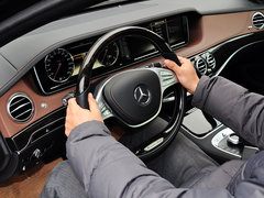 2014款 S400L 3.0T 自动 豪华型