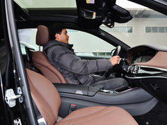 2014款 S400L 3.0T 自动 豪华型