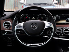 2014款 S400L 3.0T 自动 豪华型