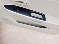2014款 1.5L 手动 幸福版