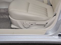 2014款 1.5L 手动 旗舰版
