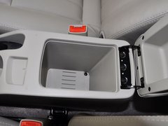 2014款 1.5L 手动 旗舰版