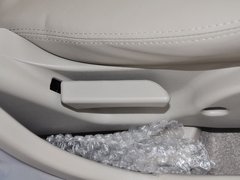 2014款 1.5L 手动 旗舰版