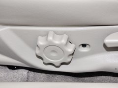 2014款 1.5L 手动 旗舰版