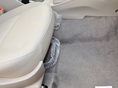 2014款 1.5L 手动 旗舰版