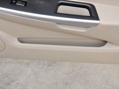 2014款 1.5L 手动 旗舰版