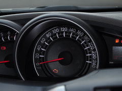 2014款 180G CVT 星耀 舒适版 5座