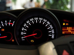 2014款 180E CVT 星耀 精英版 5座