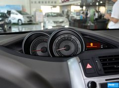 2014款 180E CVT 星耀 精英版 5座