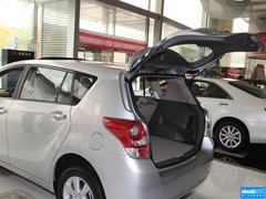 2014款 180E 手动 星耀 精英版 5座