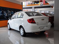 2013款 1.4L EMT 三厢 优逸版