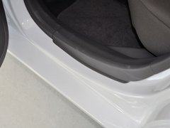 2013款 1.4L EMT 三厢 优逸版