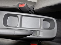 2013款 1.4L EMT 三厢 优逸版